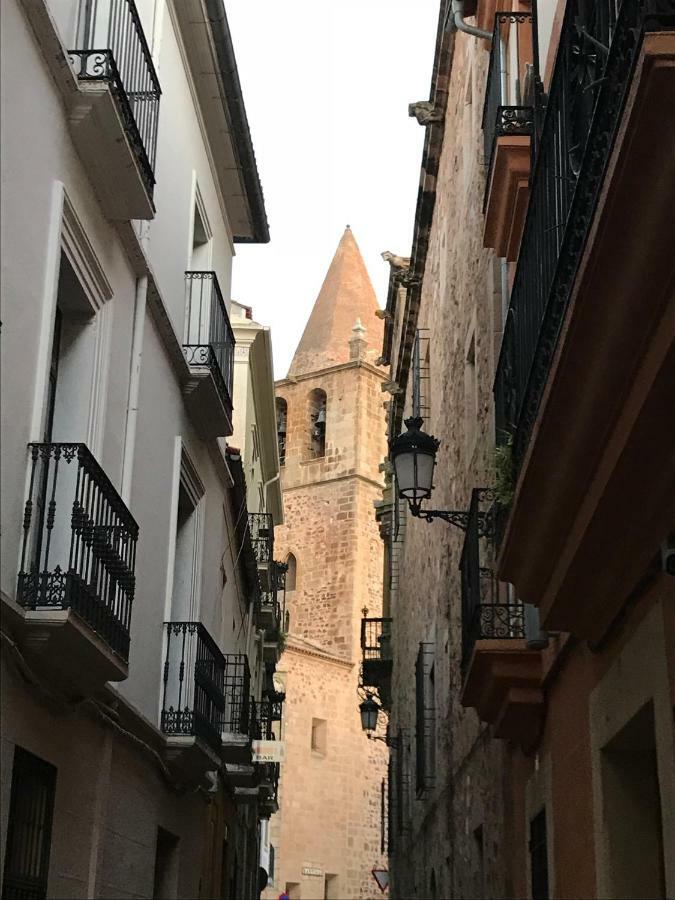 Adama Apartamento Turistico Касерес Экстерьер фото